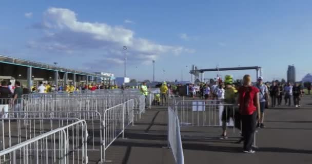 Russia Mosca Giugno 2018 Fan Disabili Accompagnatori Tifosi Calcio Serbia — Video Stock