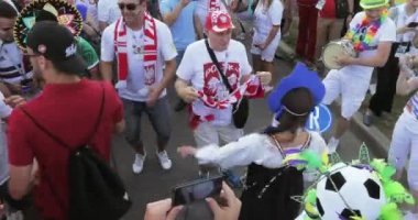 Maçtan önce müzisyenler