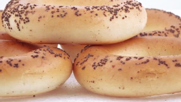 Bagels de açúcar com sementes de papoila — Vídeo de Stock