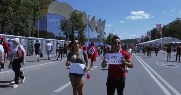 Football fans of Marokko — Stock Video