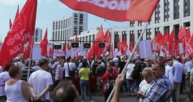 Yetiştirme karşı toplantı kabul etti