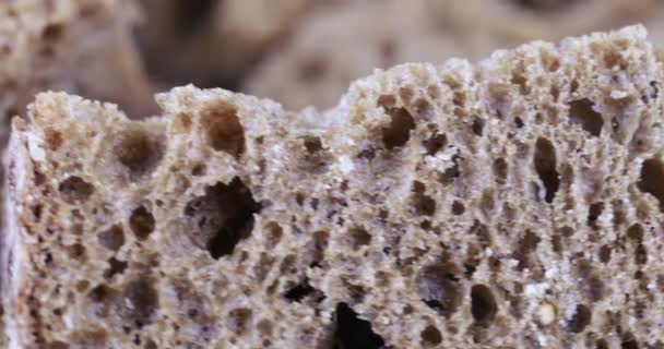 Crackers from rye bread — Stock Video