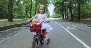 Bisiklete binmeyi öğrenmek