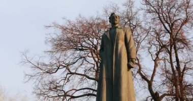 Felix Dzerzhinsky anıt