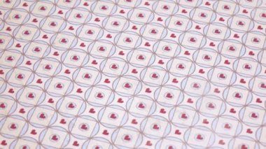 Albüm defteri için bir arkaplan döndürülüyor