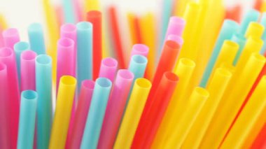 Bir kokteyl renkli sopa