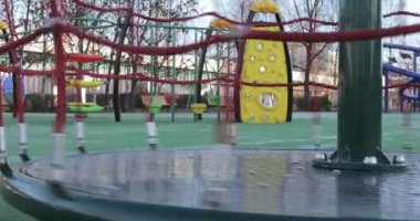 Park atlıkarınca dönüşü