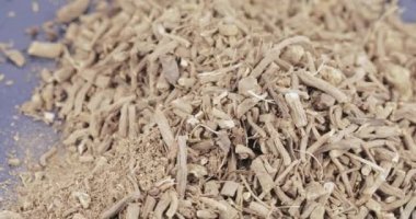 Valerian tıbbi toplu