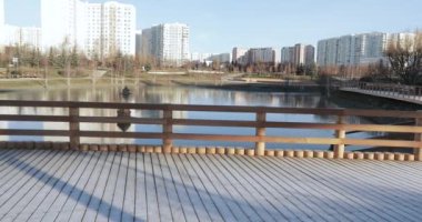Hoarfrost ahşap platform