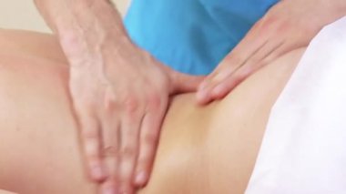 Masaj elleri arkaya