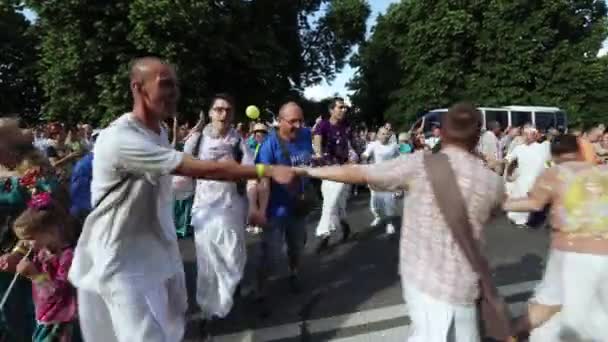 Ratha Yatra in city of Dnepr — Stock Video