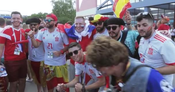 Fußballfans in Spanien — Stockvideo