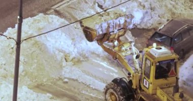 Kar temizleme traktör