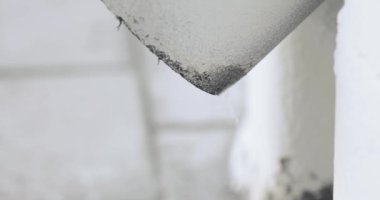 Tahliye borusu ve su dökme