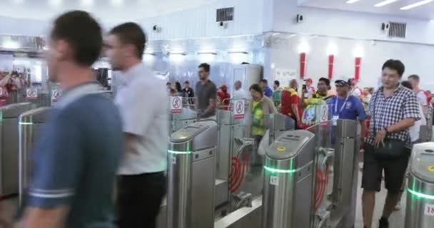 Tifosi di calcio della Serbia Metro — Video Stock