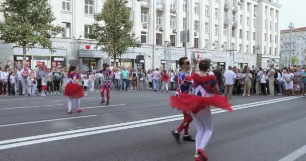 Baletní vystoupení na oslavě — Stock video