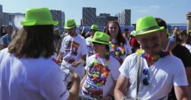 Maçtan önce müzisyenler