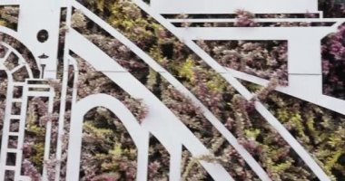 Boyalı fundalıktan boyama