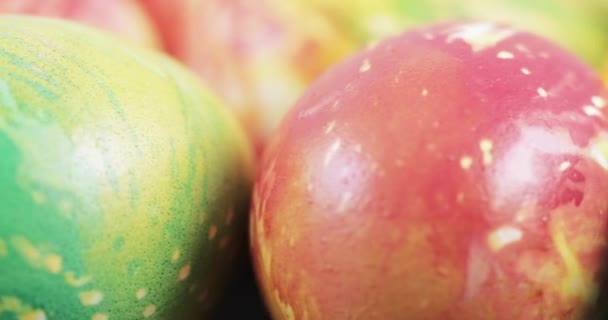 Ovos de páscoa multicoloridos — Vídeo de Stock