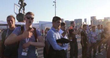 Maçtan önce müzisyenler