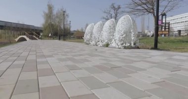 Parktaki paskalya yumurtaları