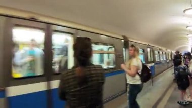 Metrodaki yolcular