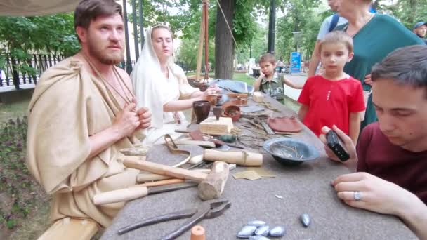 Ядро для слінгу — стокове відео