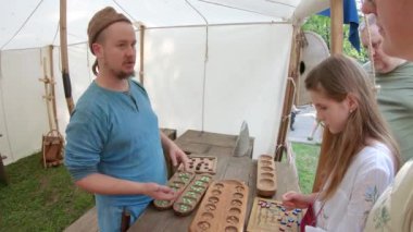 Rus masa oyunları