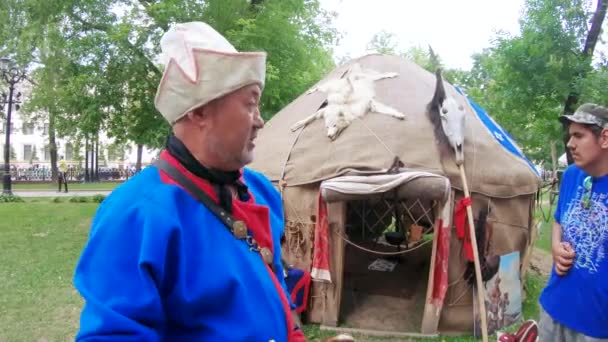 卡尔梅克讲述蒙古包 — 图库视频影像