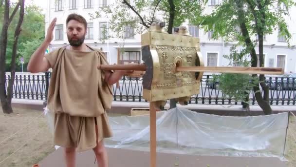 Сучасна реконструкція Римської Скорпіон — стокове відео