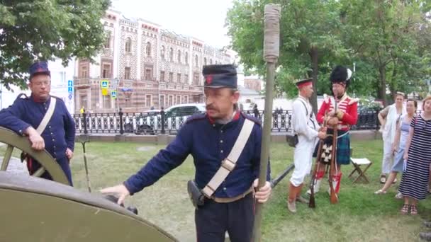 Moscú Rusia Junio 2019 Festival Times Epochs Reconstrucción Guerra Crimea — Vídeos de Stock