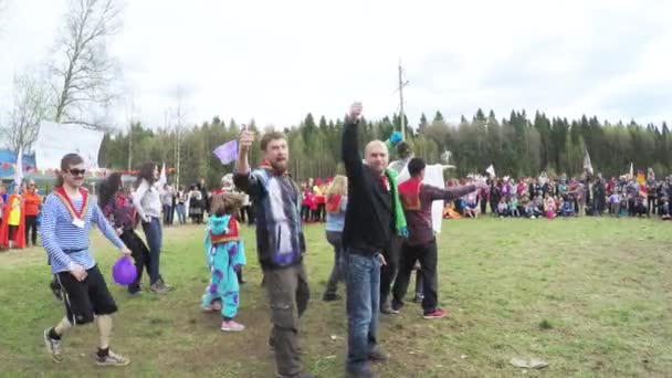 Zespoły wystąpień biorące udział w rajdzie — Wideo stockowe