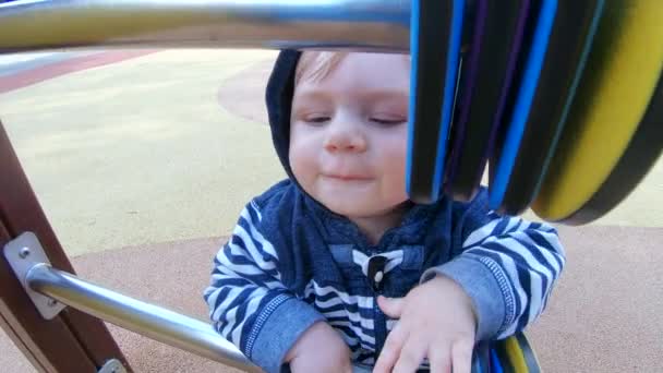 Αγόρι μωρό με άβακας — Αρχείο Βίντεο