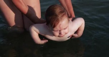 Denizde yüzme eğitimi