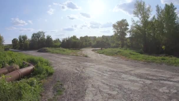 Route bétonnée avec cendres — Video