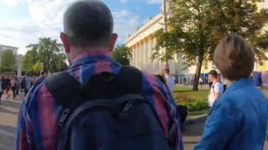 Parkta Insanlar Vdnh