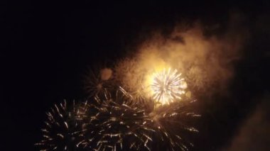 Gökyüzünde Festival selam