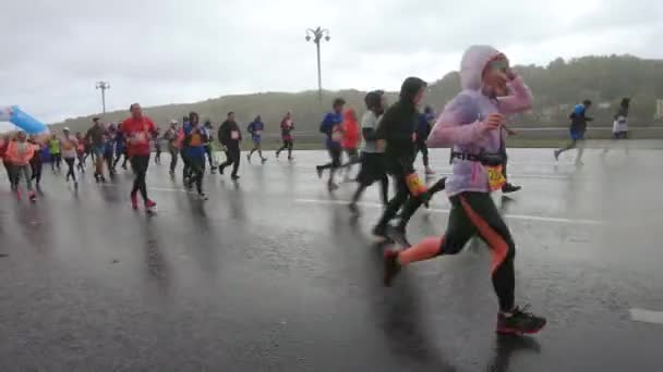 Absolut maraton i Moskva — Stockvideo