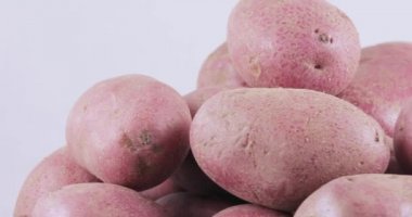 Patates kırmızı toplu tablo