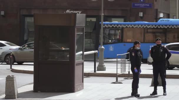 Policiais mascarados — Vídeo de Stock