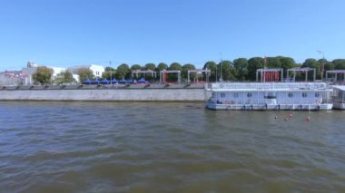 Pushkinskaya Embankment Görünümü
