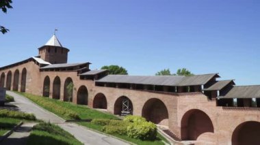 Novgorod Kremlin 'in duvarının görüntüsü