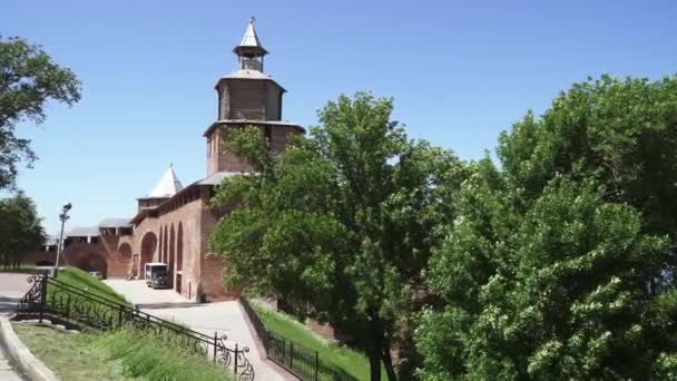 Vista del Volga y el terraplén — Vídeo de stock