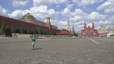 Karantina sırasında Kızıl Meydan