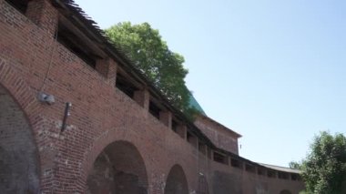 Novgorod Kremlin 'in duvarının görüntüsü