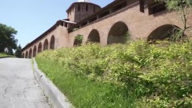 Novgorod Kremlin 'in duvarının görüntüsü