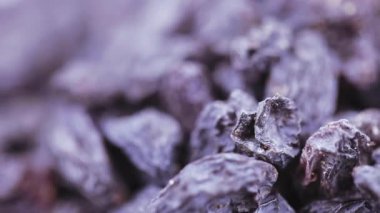 Mavi kuru üzüm yığını