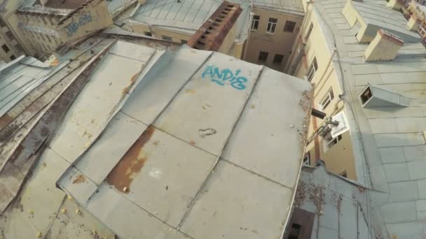 Vista de telhados da cidade velha — Vídeo de Stock