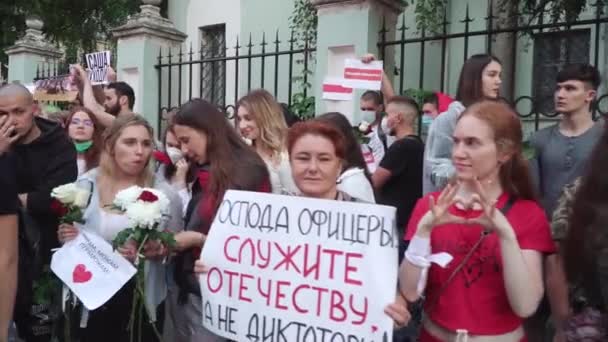 Rally op de ambassade van de Republiek Belarus — Stockvideo