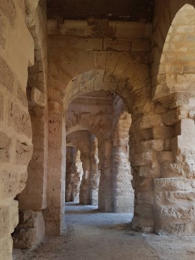 Amfitiyatro El Jem Tunus duvar ve sütun
